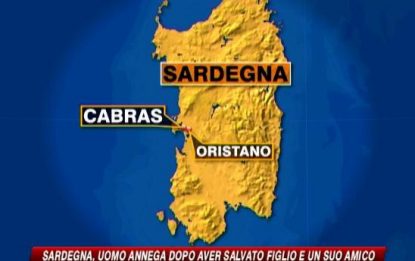 Sardegna, uomo annega per salvare due 14enni