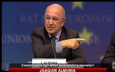 Berlusconi-Ue, caso chiuso. Almunia però ironizza