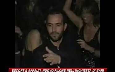 Bari, continua l'indagine su Tarantini e le sue escort