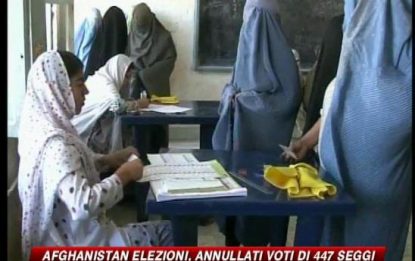 Afghanistan, annullati per brogli i voti di 447 seggi