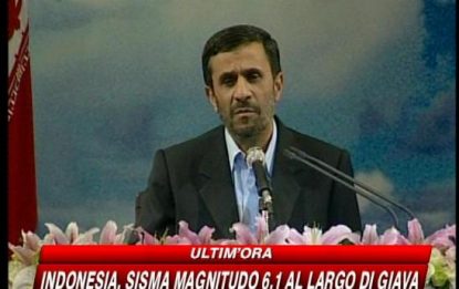 Ahmadinejad: "Pronto a dibattito tv con Obama"