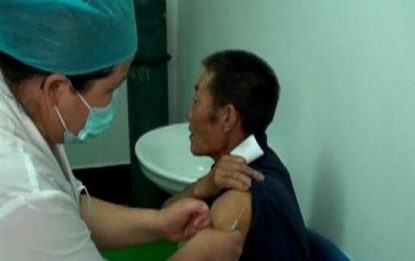 H1N1, in Cina prime vaccinazioni. Allende: ho il virus