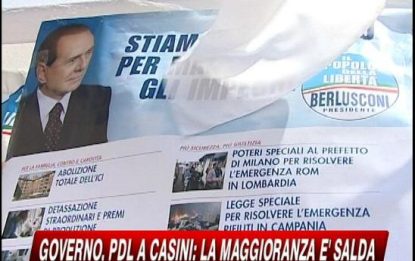 Il Pdl a Casini: "Impossibile un'altra maggioranza"
