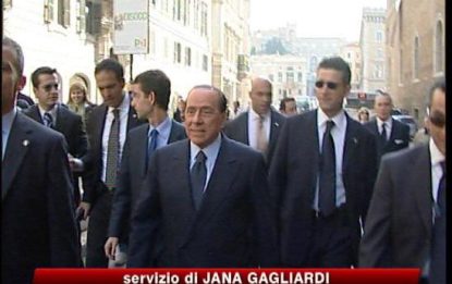 Berlusconi-Napolitano, nervi tesi. Fini e Schifani al Colle