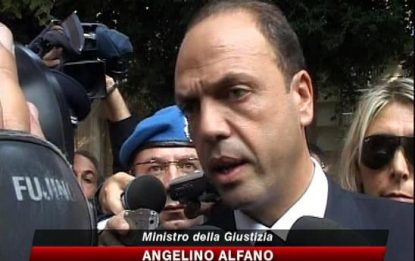 Messina, Berlusconi, Schifani e Alfano ai funerali