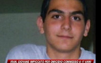 Iran, giovane impiccato per omicidio commesso a 17 anni