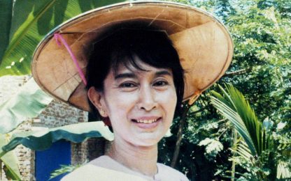 Aung San Suu Kyi condannata ad altri 18 mesi di domiciliari