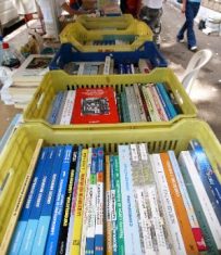 Scuola. E' caccia al libro low cost