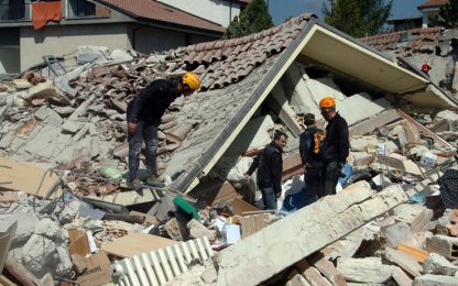Terremoto Abruzzo, il dolore in tribunale
