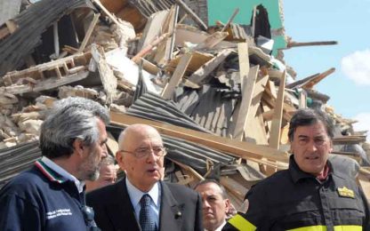 Napolitano: "Sforzo Protezione Civile ci inorgoglisce"