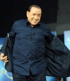 Silvio Berlusconi, da Palazzo Chigi al Bagaglino
