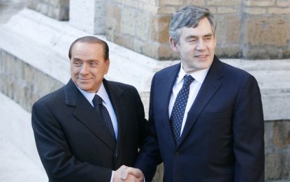 Berlusconi: "Tra le ipotesi nazionalizzare banche"