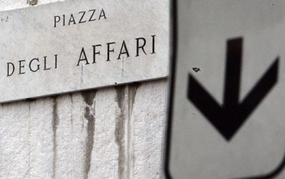 Borse: Milano va giù. Allarme di sindacati, banche e imprese