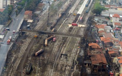 Viareggio ricorda le vittime dell'incidente ferroviario