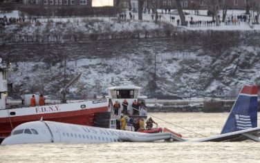 plane_crash_hudson_new_york