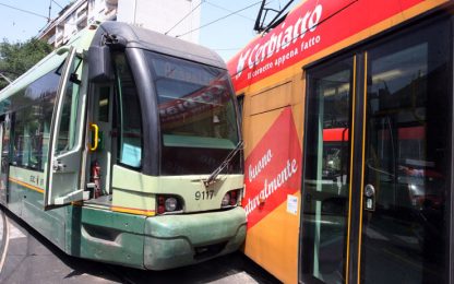 Roma, scontro tra due tram. Quattro feriti