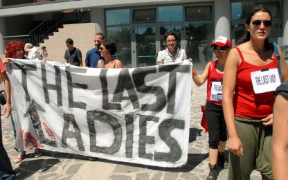 L'Aquila protesta: da "Yes, We camp" alle Last Ladies