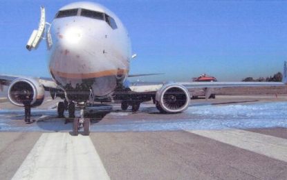 Ryanair, atterraggio d'emergenza a Ciampino: l'immagine choc