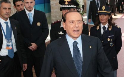 Berlusconi lancia l'appello: rinnoviamo la Costituzione